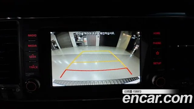 Kia Carnival 2018 thumb 9