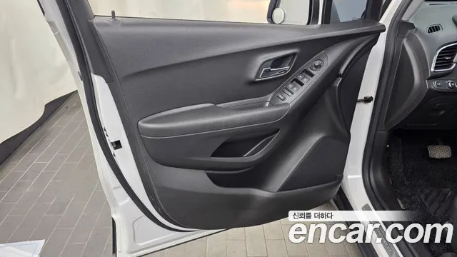 Chevrolet Trax 2018 thumb 2