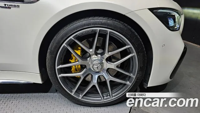 Mercedes-Benz AMG GT 2023 thumb 5