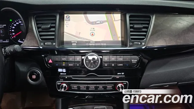Kia K9 2012 thumb 10