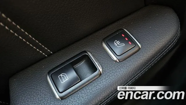 Mercedes-Benz E-Class 2015 thumb 3