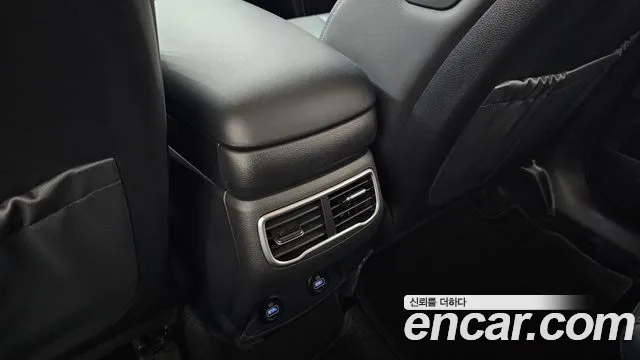 Hyundai Santa Fe 2022 thumb 9