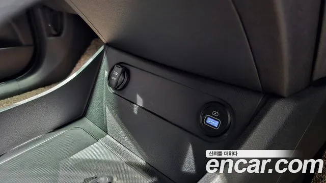Hyundai Santa Fe 2021 thumb 8