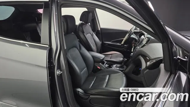 Hyundai Санта Фе 2013 thumb 6