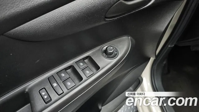 Chevrolet Spark 2015 thumb 12