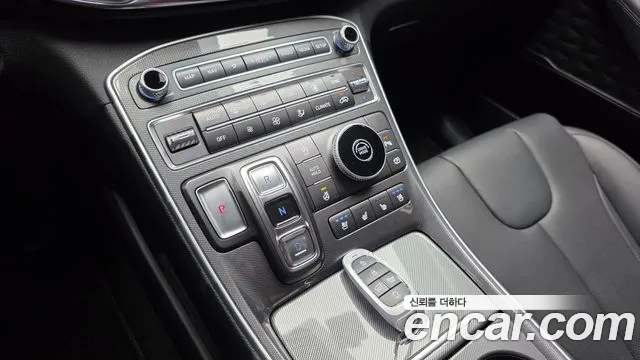 Hyundai Santa Fe 2022 thumb 11