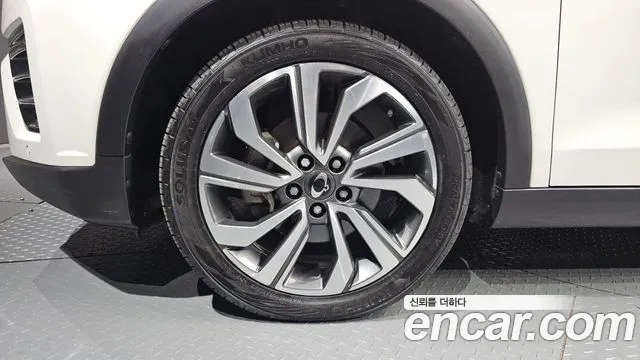 KGM Tivoli 2019 thumb 10