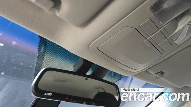 KGM Tivoli 2019 thumb 2