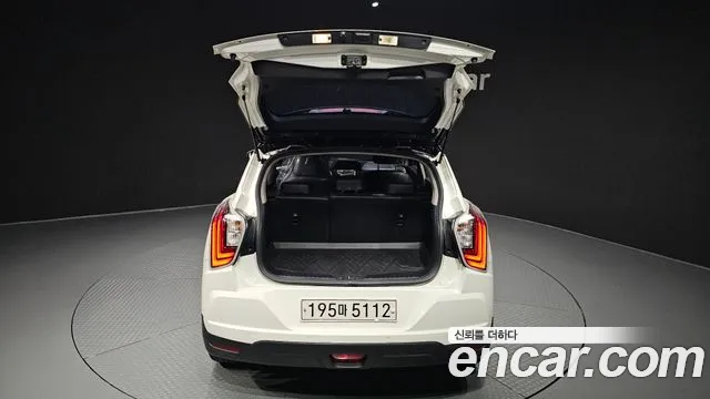 KGM Tivoli 2019 thumb 11