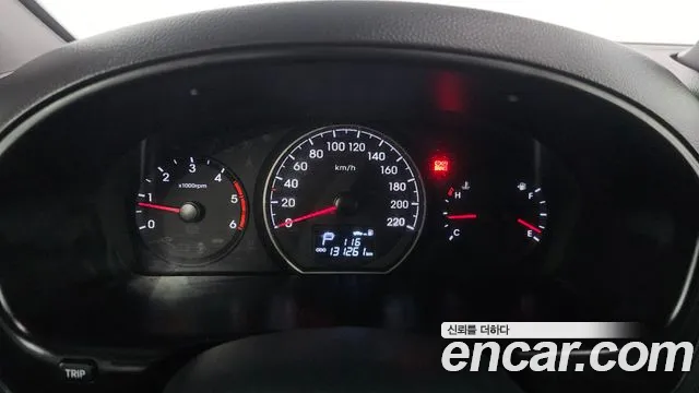 Hyundai Staria 2016 thumb 6