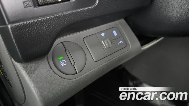 Hyundai Staria 2016 thumb 7