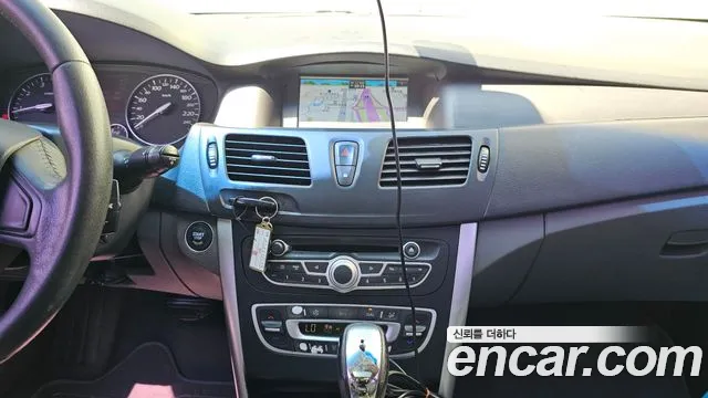 Renault SM5 2010 thumb 2