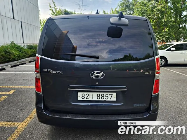 Hyundai Staria 2015 thumb 10