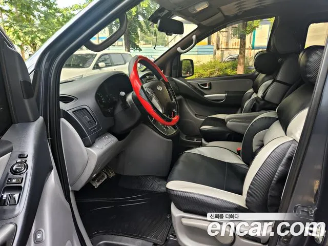 Hyundai Staria 2015 thumb 2