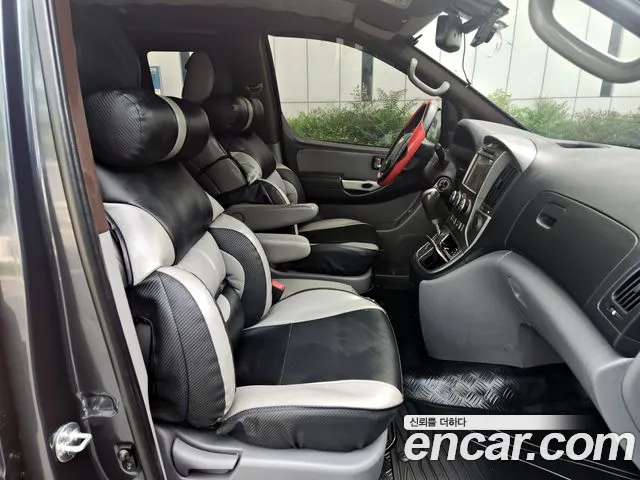 Hyundai Staria 2015 thumb 5