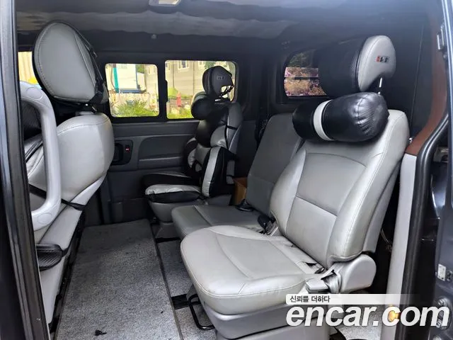 Hyundai Staria 2015 thumb 7