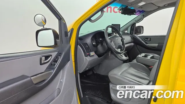 Hyundai Staria 2013 thumb 8