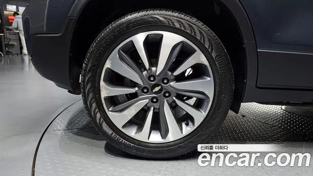 Chevrolet Trax 2020 thumb 2