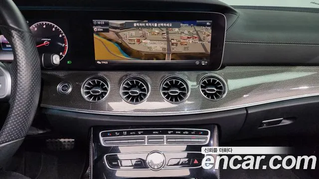 Mercedes-Benz E-Class 2019 thumb 2