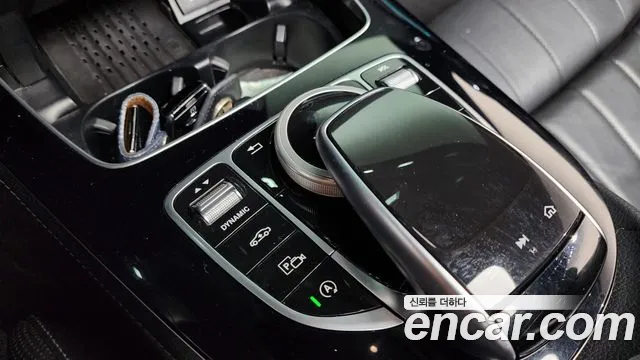 Mercedes-Benz E-Class 2019 thumb 4