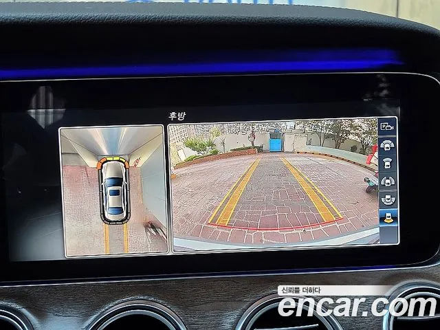 Mercedes-Benz E-Class 2016 thumb 3