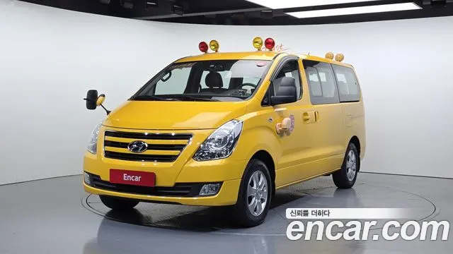 Hyundai Staria 2016 thumb 10