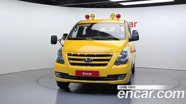 Hyundai Staria 2016 thumb 8