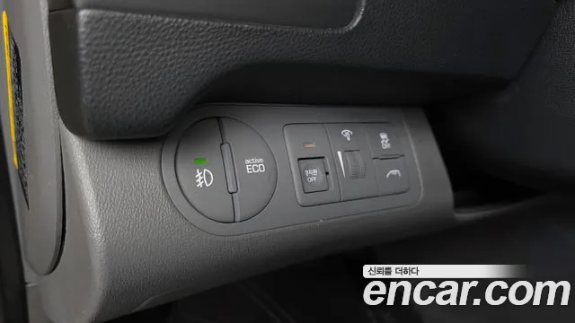 Hyundai Staria 2016 thumb 2