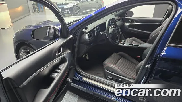 Genesis G70 2024 thumb 11
