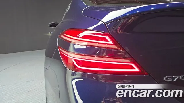 Genesis G70 2024 thumb 10