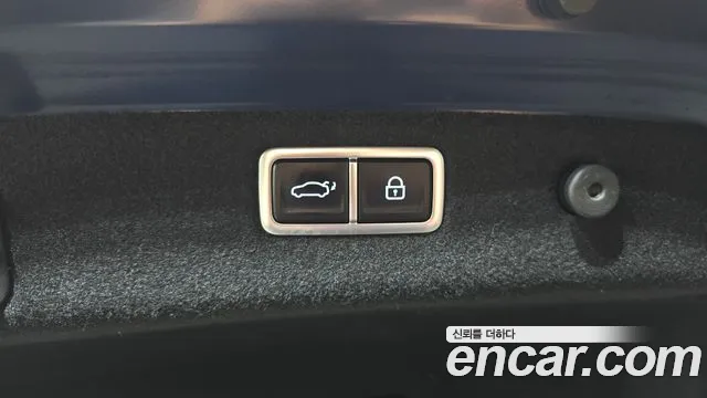 Genesis G70 2024 thumb 3