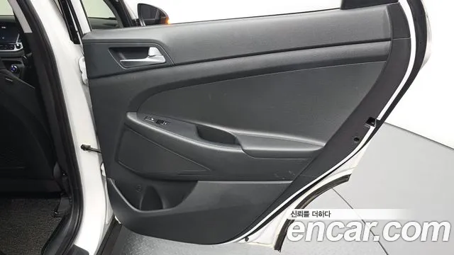 Hyundai Tucson 2016 thumb 8