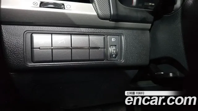 KGM Rexton 2018 thumb 5