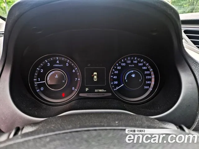 Hyundai Grandeur 2015 thumb 3