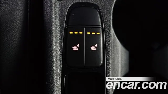 Kia Niro 2016 thumb 6