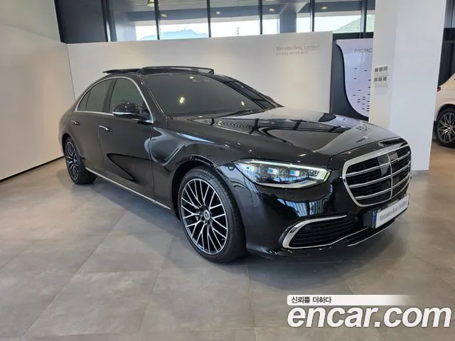 Mercedes-Benz S-Class 2021 thumb 4