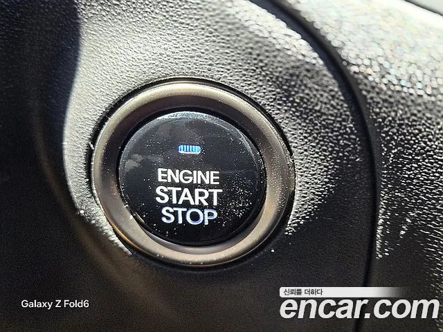 Hyundai Genesis 2014 thumb 2