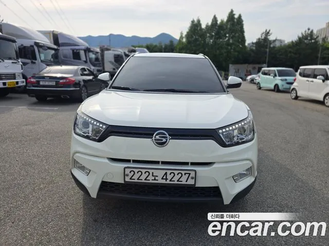 KGM Tivoli 2017 thumb 12