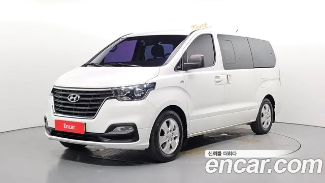 Hyundai Staria 2018 thumb 5