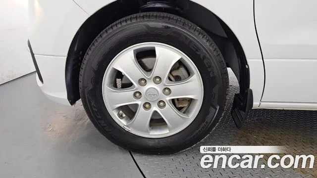 Hyundai Staria 2018 thumb 7