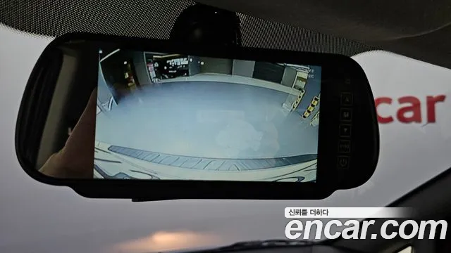 Hyundai Staria 2018 thumb 12