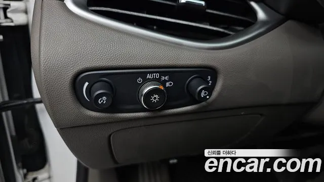 Chevrolet Malibu 2016 thumb 11