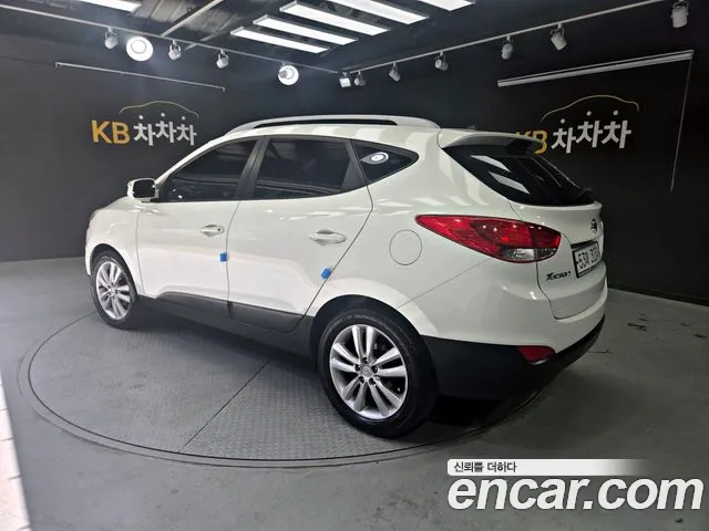 Hyundai ix 2010 thumb 9
