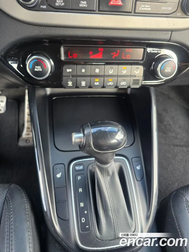 Kia Carens 2013 thumb 7