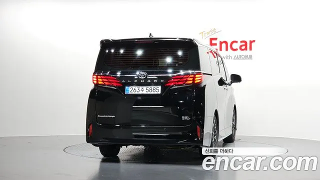 Toyota Alphard 2025 thumb 4