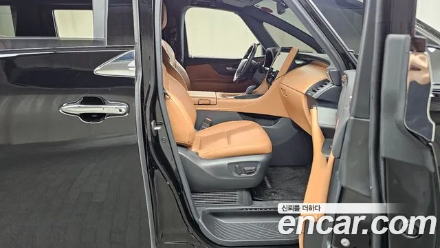 Toyota Alphard 2025 thumb 9