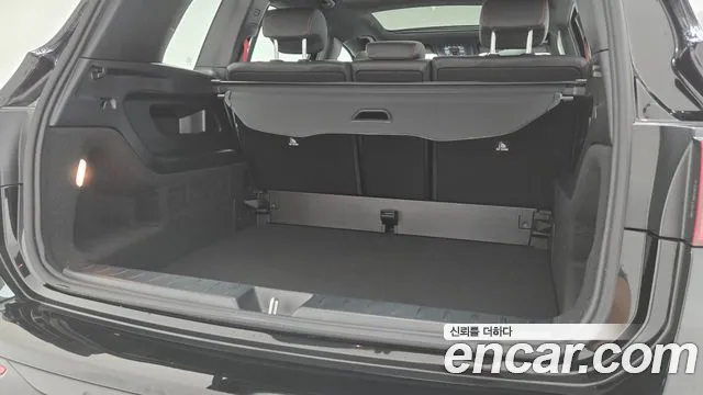 Mercedes-Benz GLB 2025 thumb 4