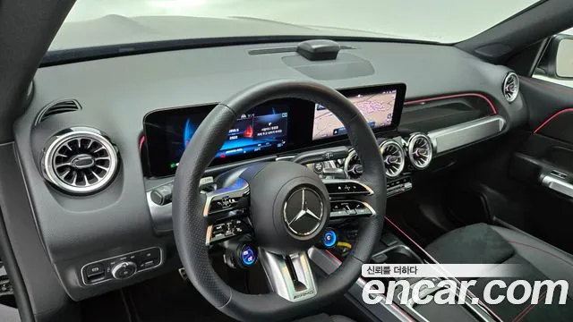 Mercedes-Benz GLB 2025 thumb 10