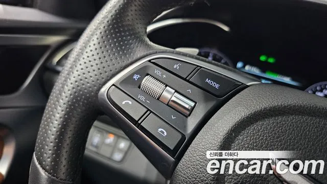 Genesis G70 2019 thumb 3