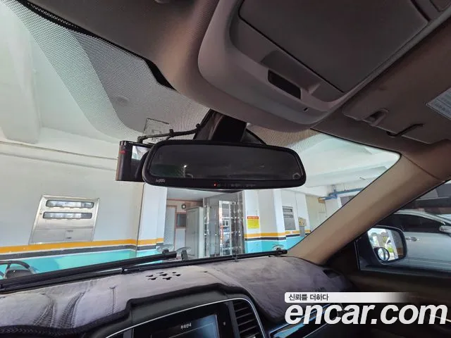 Renault QM6 2016 thumb 7